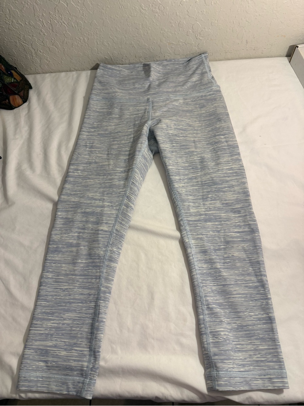 Lululemon Wunder Under Crop Leggings Sz 6 High Rise 21” Wee Are From Space